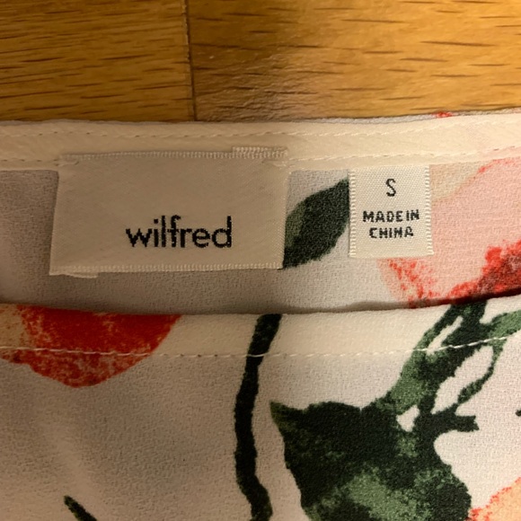 Wilfred floral blouse with tie sleeve detailing size S - Picture 3 of 5